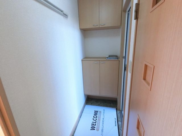 クラージュタウン A/B/Cの玄関写真