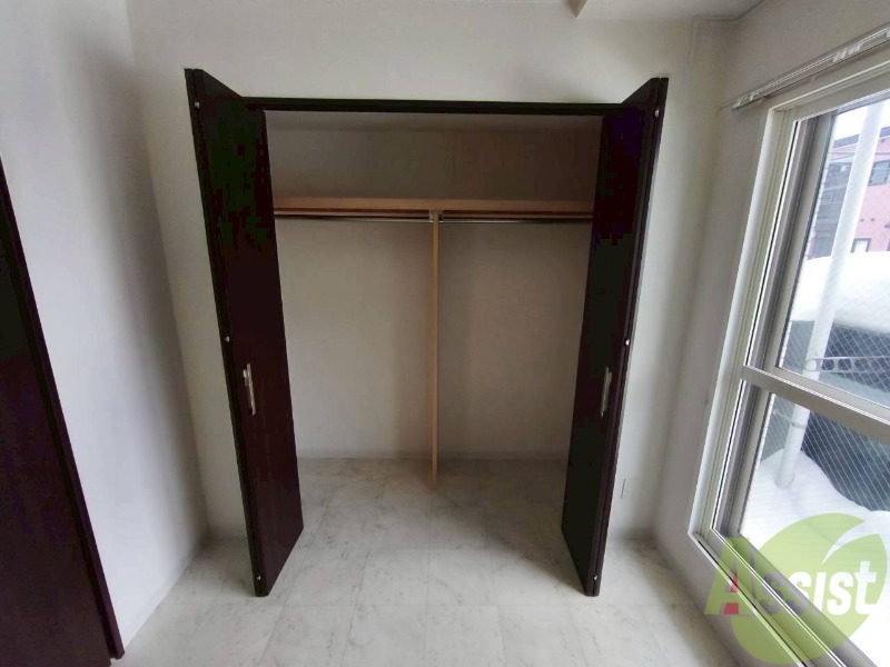 収納　収納もバッチリあるのでお部屋が片付きますよ！