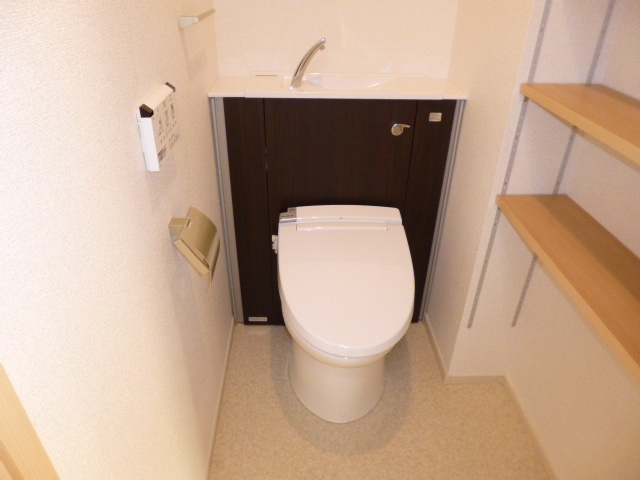 トイレ　ウォシュレット