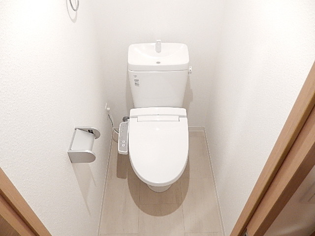トイレ　同シリーズの画像参照