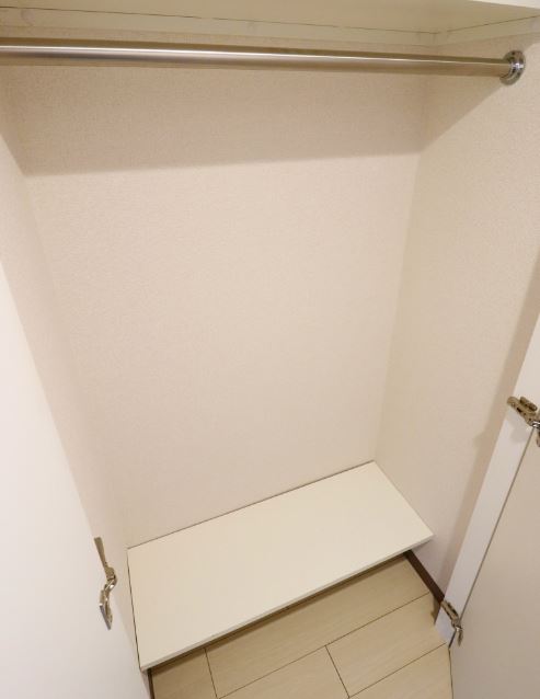 収納　＊同物件、別部屋になります。