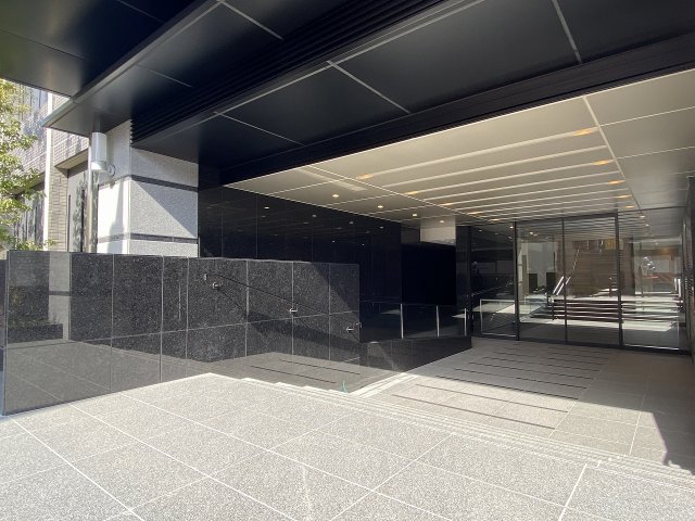 エントランス　入口部分