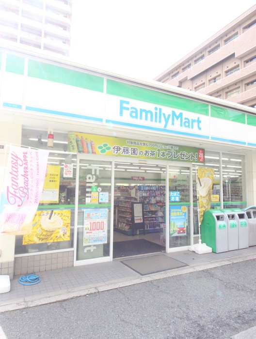 コンビニ　ファミリーマート（コンビニ）まで91m