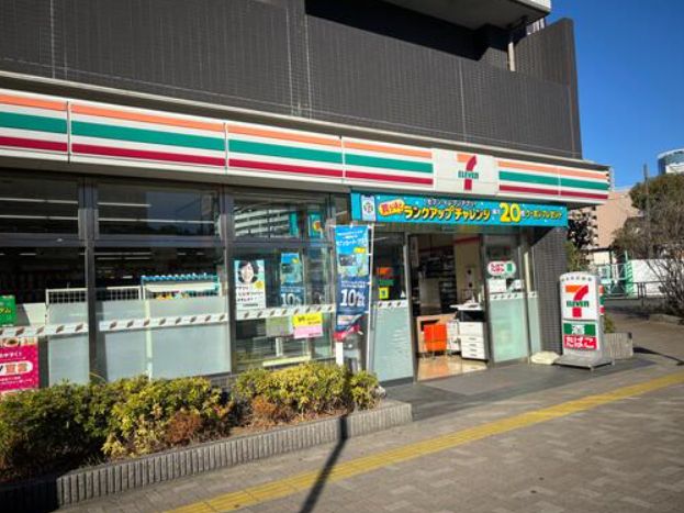 コンビニ　セブン-イレブン 東雲店（コンビニ）まで273m