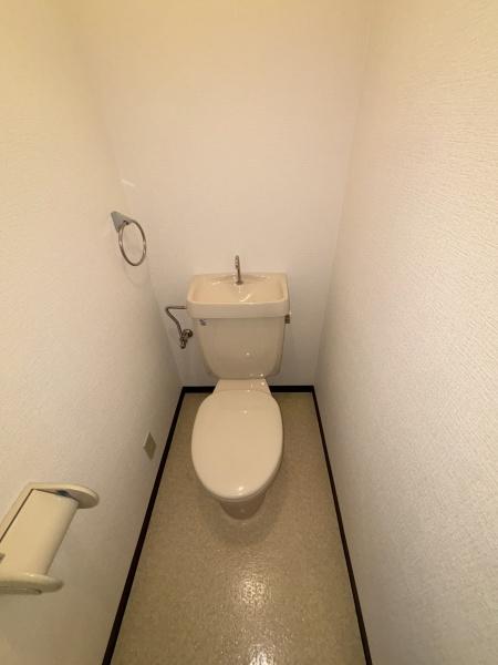 ＪＲ阪和線 南田辺駅 徒歩7分 4階建 築29年のトイレ写真