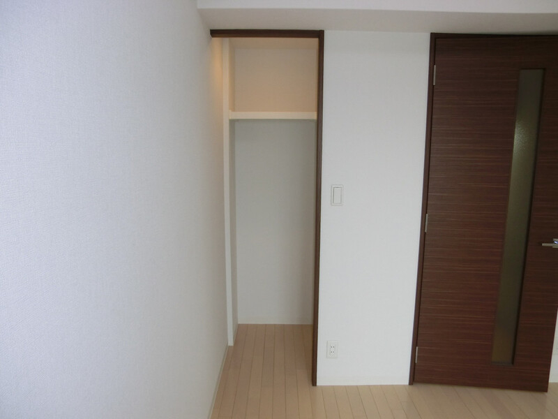 収納　ウォークインクローゼットで沢山収納可能