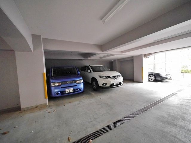 駐車場　★お部屋探しはタウンハウジング高幡不動店まで★