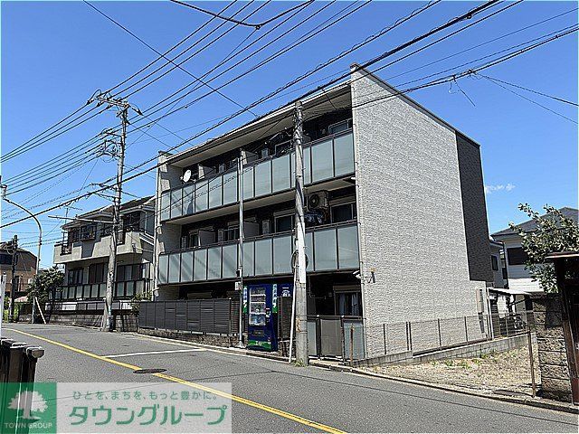 建物外観　バス通り側