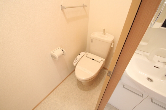 トイレ　※別部屋の写真です