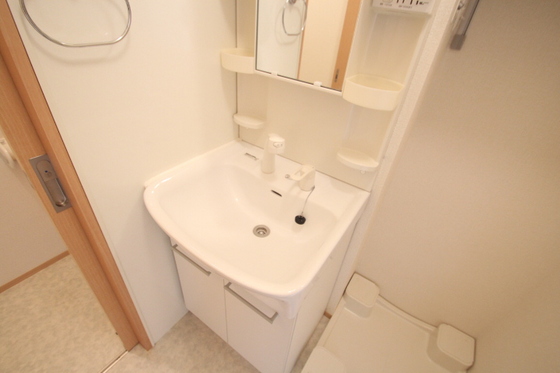 洗面設備　※別部屋の写真です