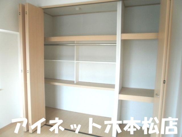 収納　収納もたっぷりでいいですね。
