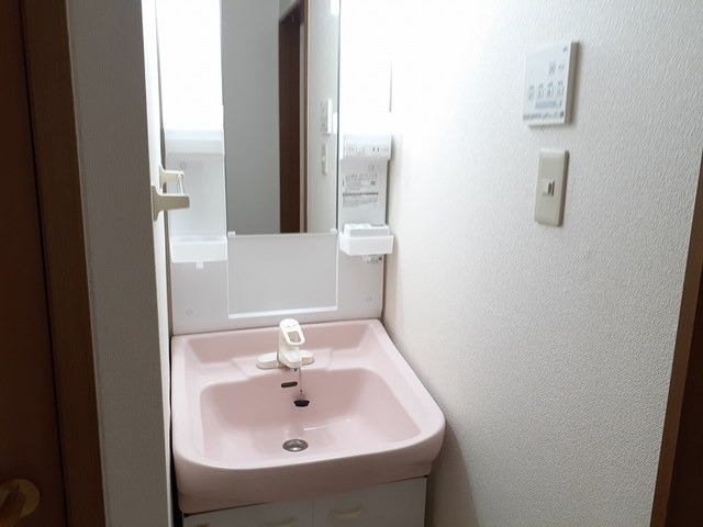 洗面設備　図面と現状に相違がある場合には現状を優先