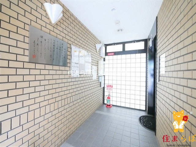 エントランス　共用部の印象も大切に