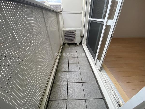 バルコニー　明るいバルコニー！