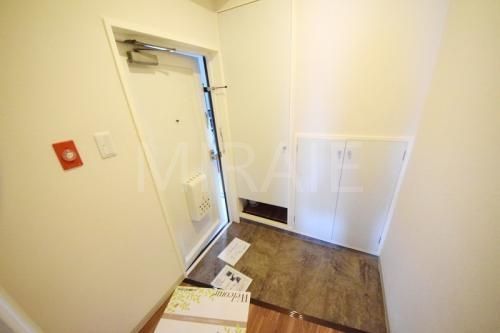 玄関　別号室の参考写真です