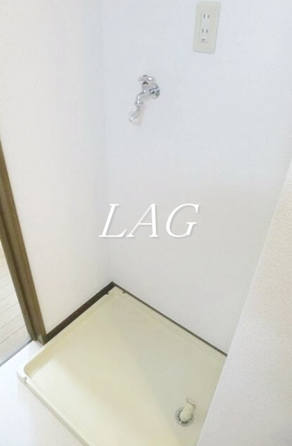 その他　室内洗濯機置場です。