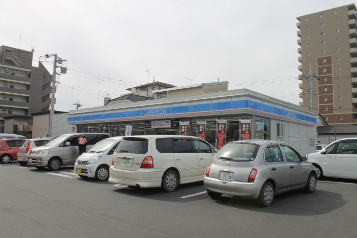 コンビニ　ローソン水戸城南二丁目店（コンビニ）まで105m