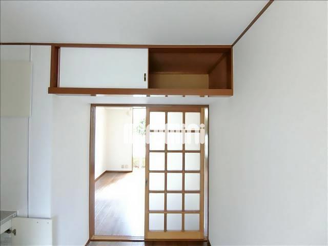 収納　キッチン手前にも収納ございます