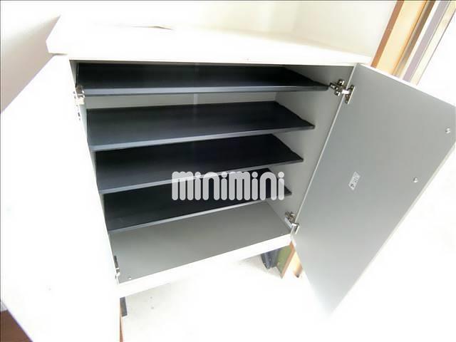 その他設備　下駄箱完備です