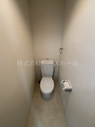 トイレ　※別号室参考写真