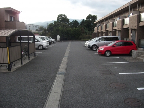 駐車場　駐車場