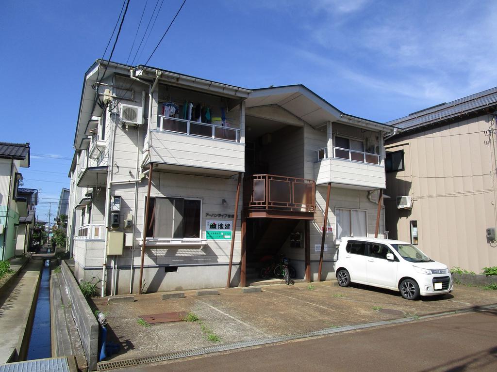 アーバンライフ壱番館の建物外観