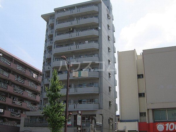 名古屋市千種区古出来のマンションの建物外観