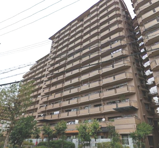 和泉市和気町のマンションの建物外観