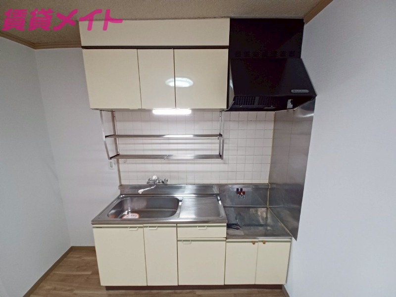 キッチン　内見できます。