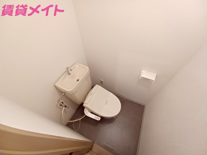トイレ　即入居可
