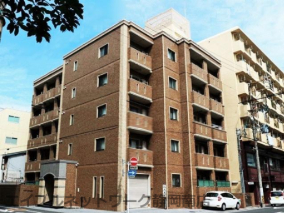 建物外観　外観は落ち着いています
