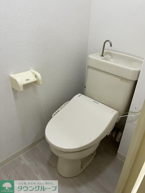 トイレ　★お部屋探しは株式会社タウンハウジング東京まで★