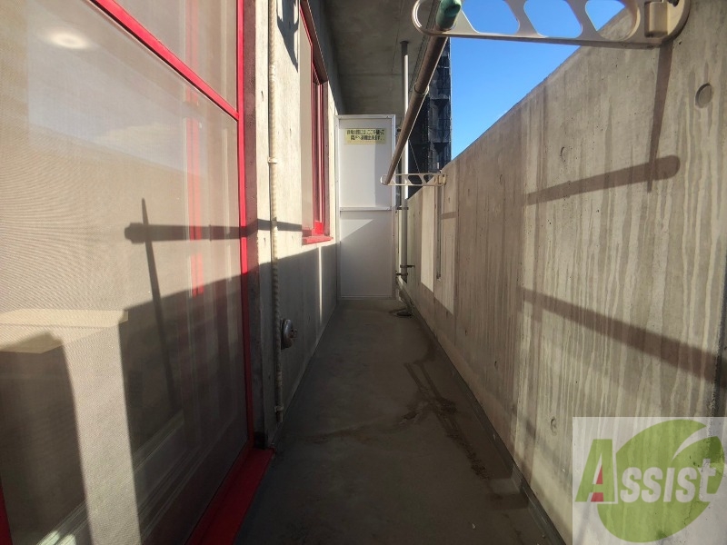 バルコニー　バルコニーです。天気の良い日には外干しができます！