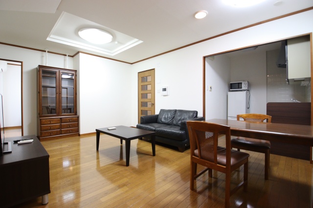 居室・リビング　※別号室のお写真のため現況優先