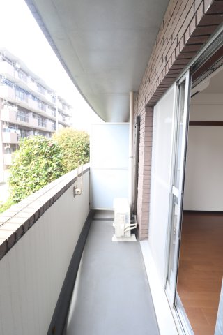 バルコニー　同間取り別部屋の参考写真です。
