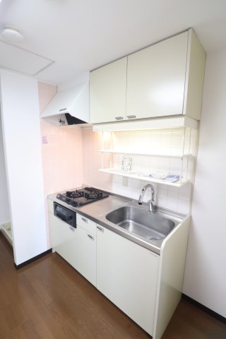 キッチン　同間取り別部屋の参考写真です。