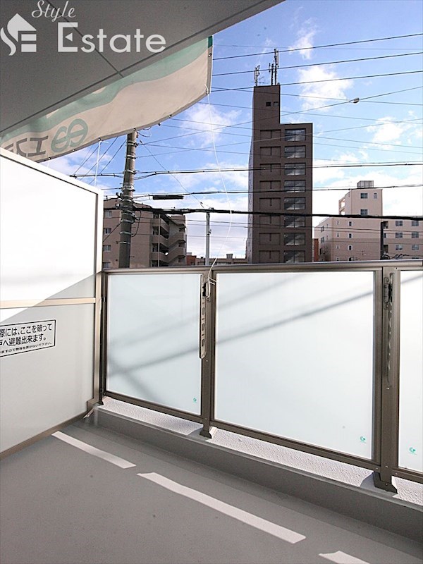 バルコニー　バルコニー