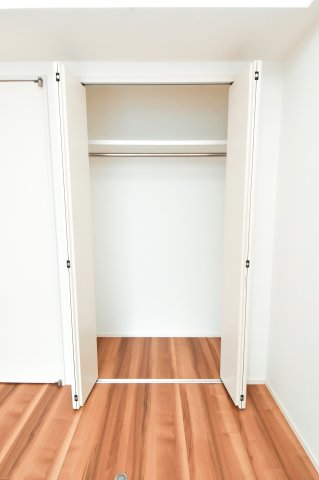 収納　別号室のものです。現状優先になります。