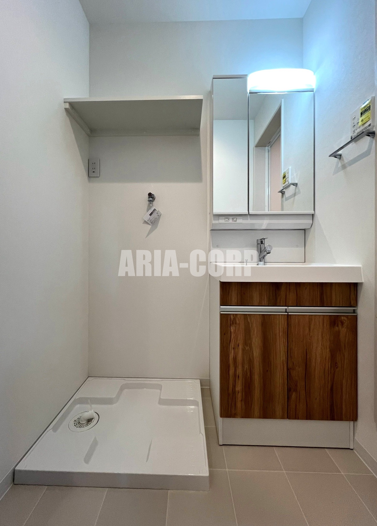 洗面設備　（同仕様）独立洗面台！収納豊富な洗面所♪