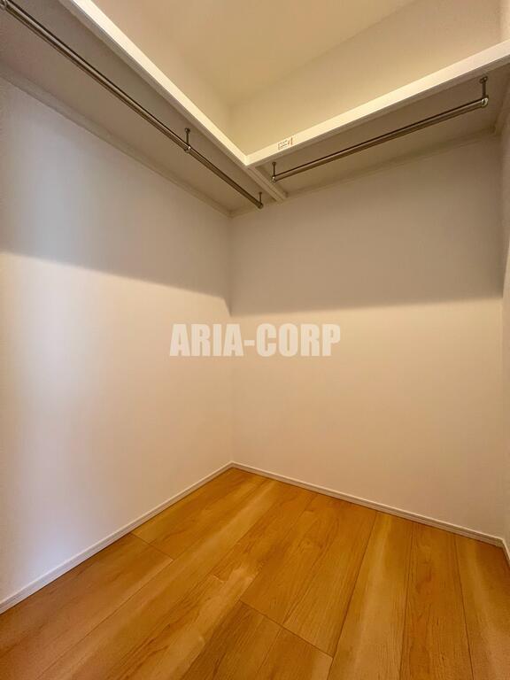 収納　（同仕様）たくさん入るウォークインクローゼット！