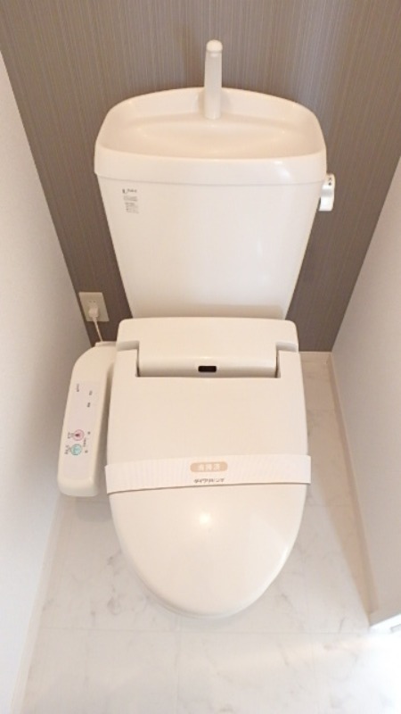 トイレ　図面と現状に相違がある場合には現状を優先