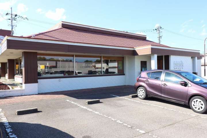 飲食店　ココス新湊店（飲食店）まで510m