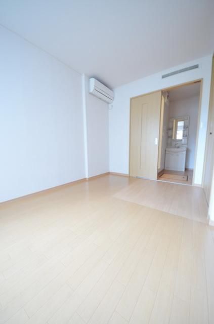 居室・リビング　☆フローリング☆