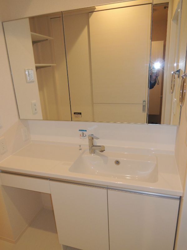 洗面設備　シャンプードレッサー