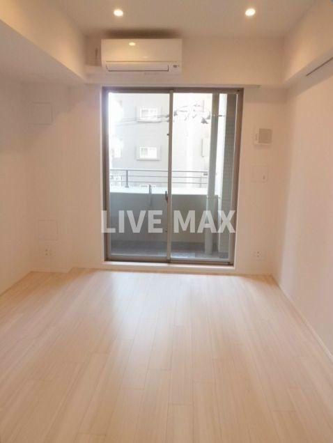 居室・リビング　別号室参考写真