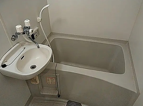 バス・シャワールーム　別タイプ部屋　参考写真です