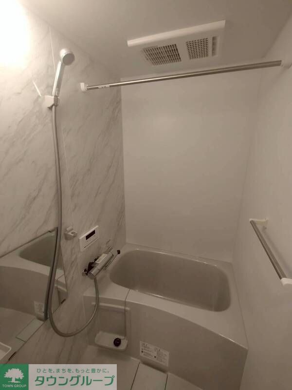 バス・シャワールーム　バス