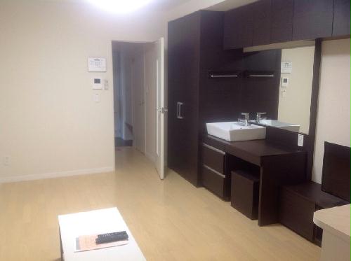 居室・リビング　収納棚見て下さい