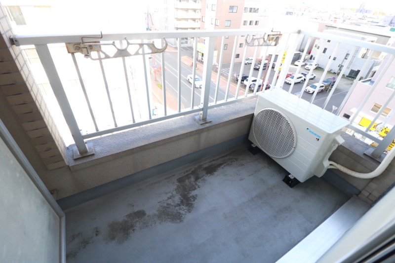 バルコニー　天気の良い日は外干し可能♪