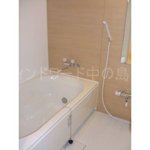 バス・シャワールーム　詳細は、ウィンドワード中の島店までご相談下さい。